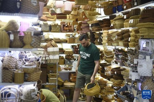 持續擦亮“世界小商品之都”金名片 義烏商品批發貿易的全球之路